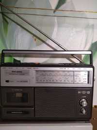 GRUNDIG RR220 INTERNATIONAL.Radiomagnetofon.Stan b.ładny.WYSYLKA