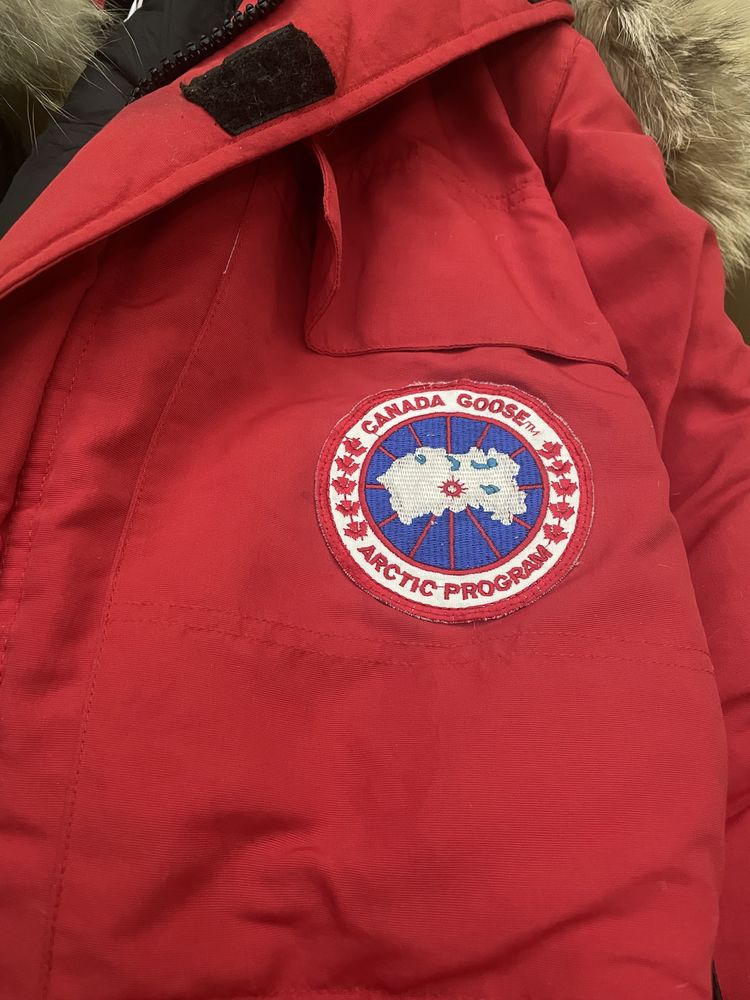 Пуховик Canada Goose Expedition