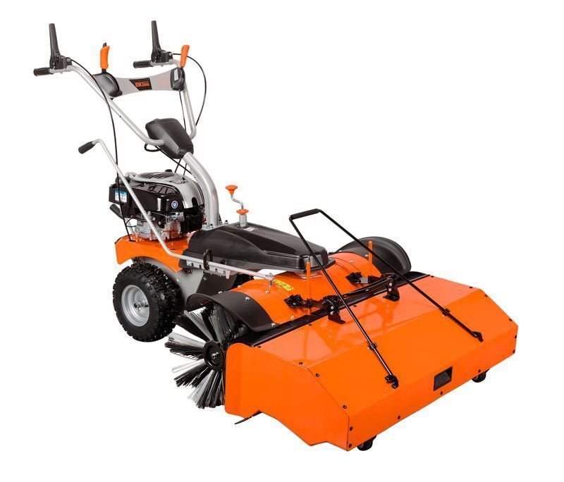 Oleo Mac Om Line Pkm100 Set B&S Briggs 3W1 Zamiatarka Odśnieżarka 100c