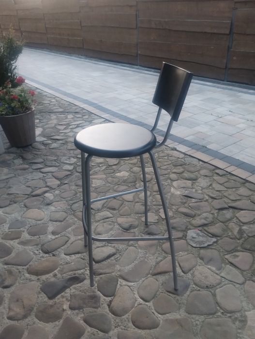 Krzesło barowe czarne IKEA