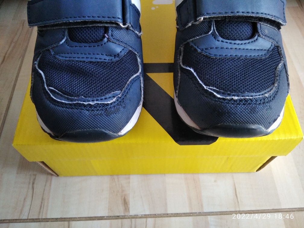 Adidasy dziewczęce rozmiar 31
