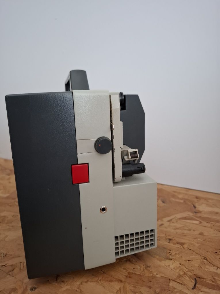 Máquina projeção Eumig Marks-S 710D