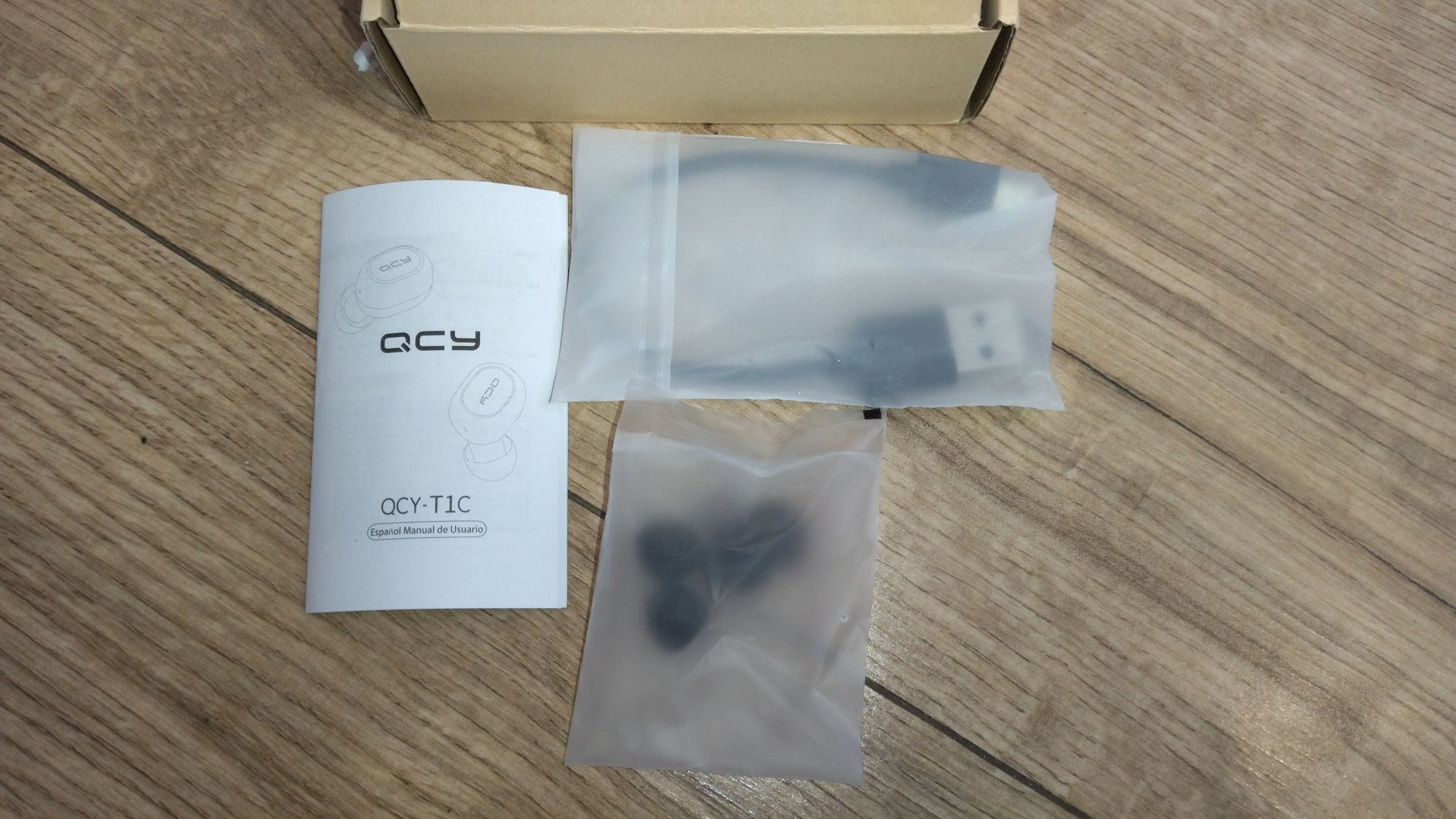 Bluetooth TWS гарнітура QCY T1C