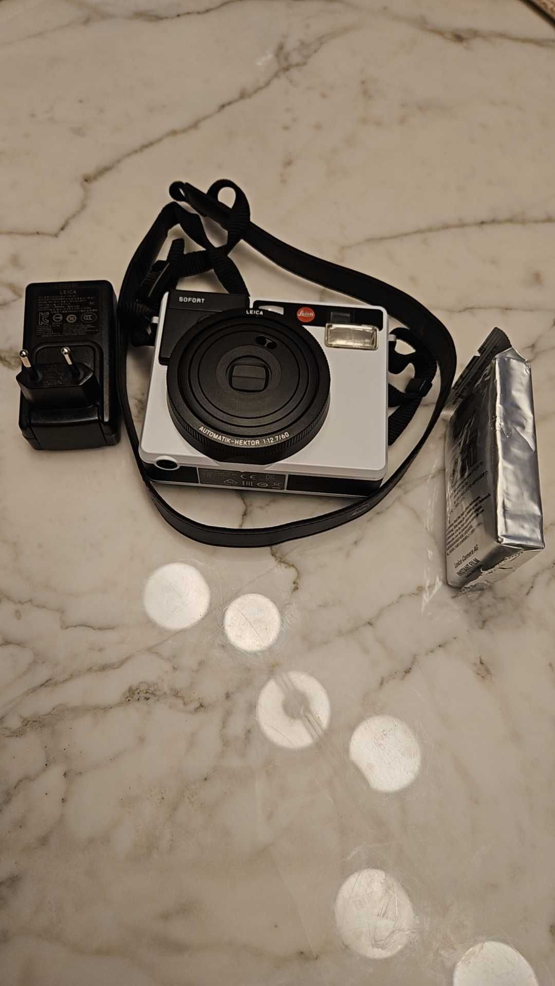 Leica Sofort Camera