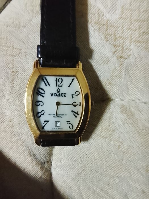 Saco cheio de várias coisas