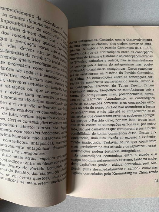 Sobre a Prática, Sobre a Contradição e outros textos