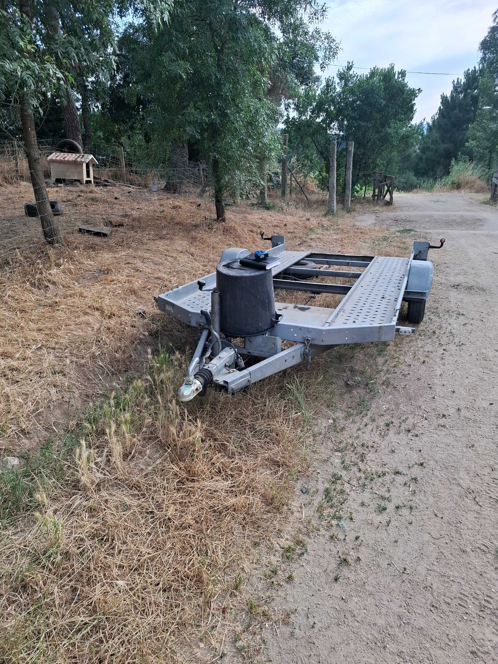 Reboque Porta-carros
