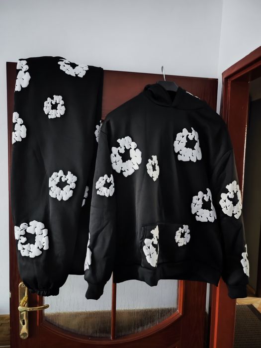 Komplet dresowy (bluza z kapturem + spodnie)