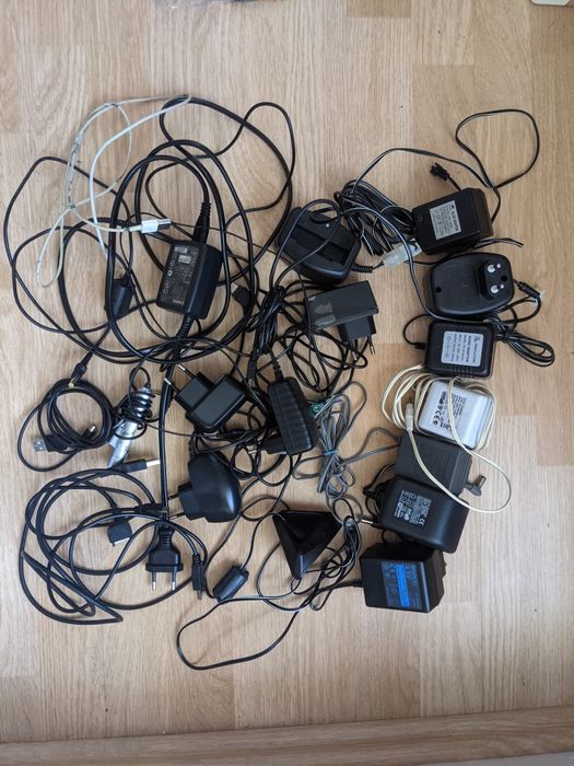 Провод, кабель, блок живлення, зарядний пристрій