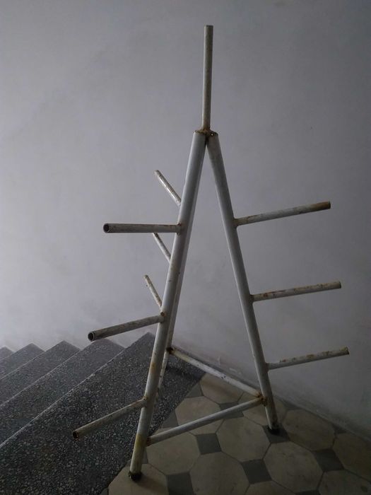 Stojak na obciążenie.