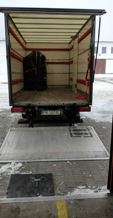 Transport, przeprowadzki, montaż mebli, wywóz i utylizacja mebli