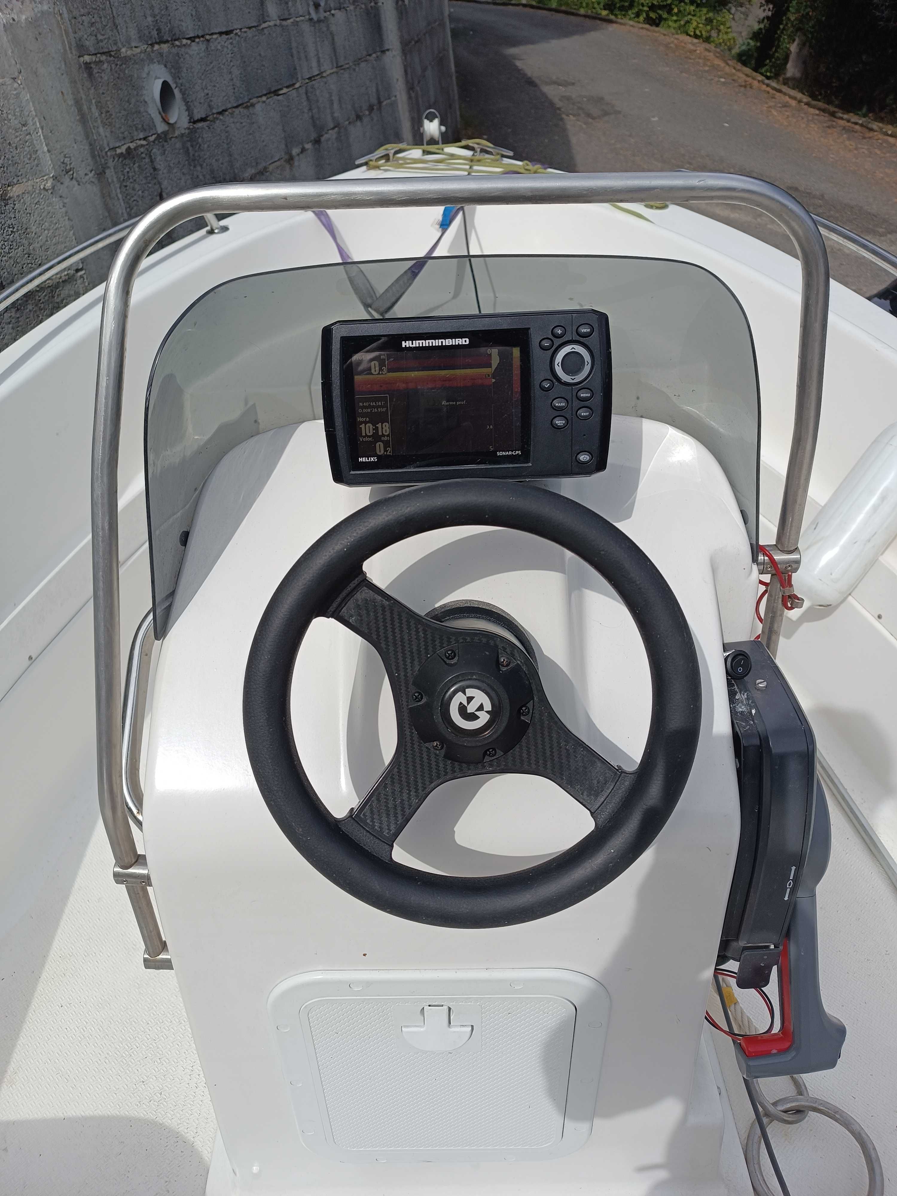 Vendo barco DIPOL consola central