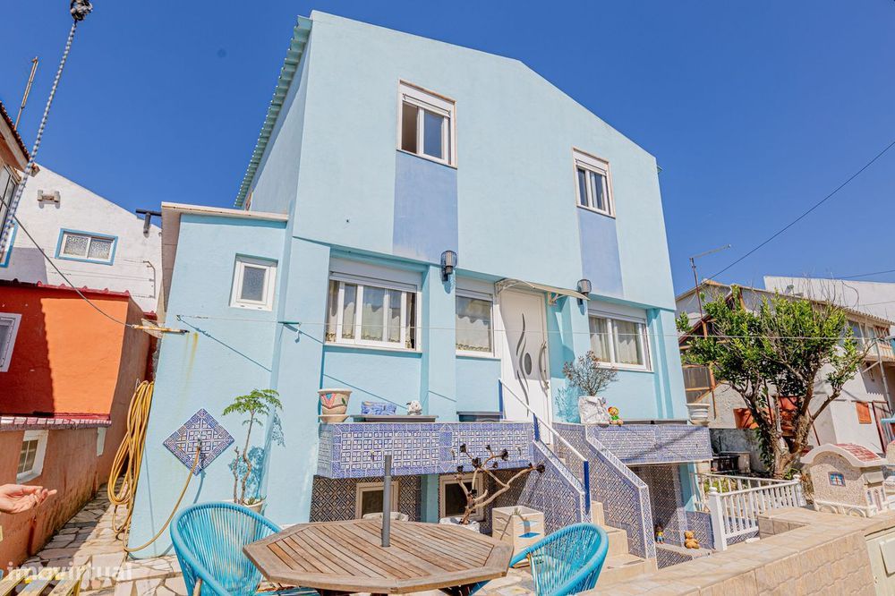 Moradia T4 Cova do Vapor – A dois passos da praia