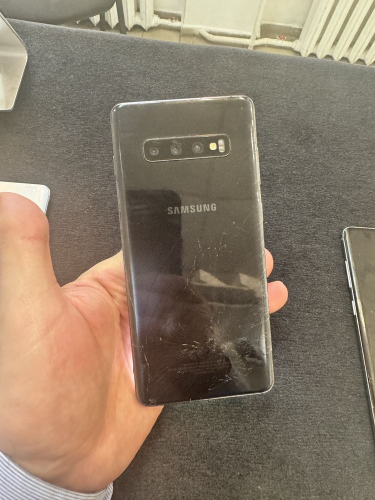 Мобильный телефон Sumsung g975/востановление/детали/