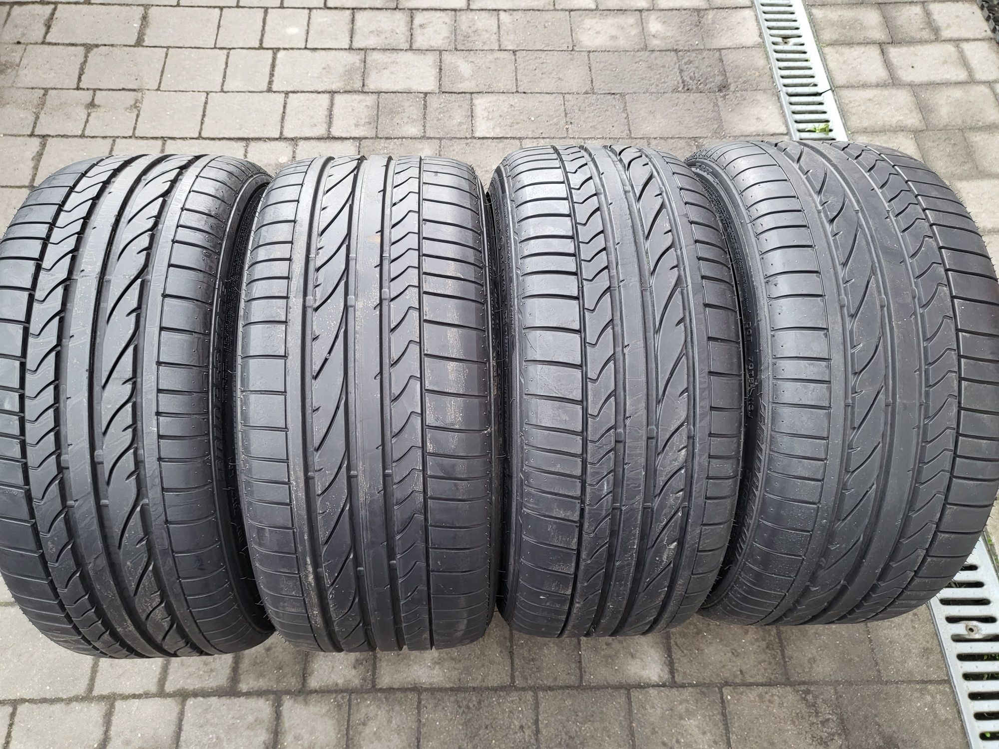 255/40/18 225/40/18 Opony letnie Bridgestone Potenza 050A Run Flat BMW