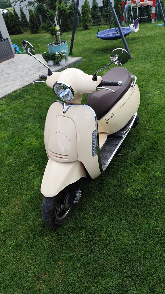 Junak Vintage 125