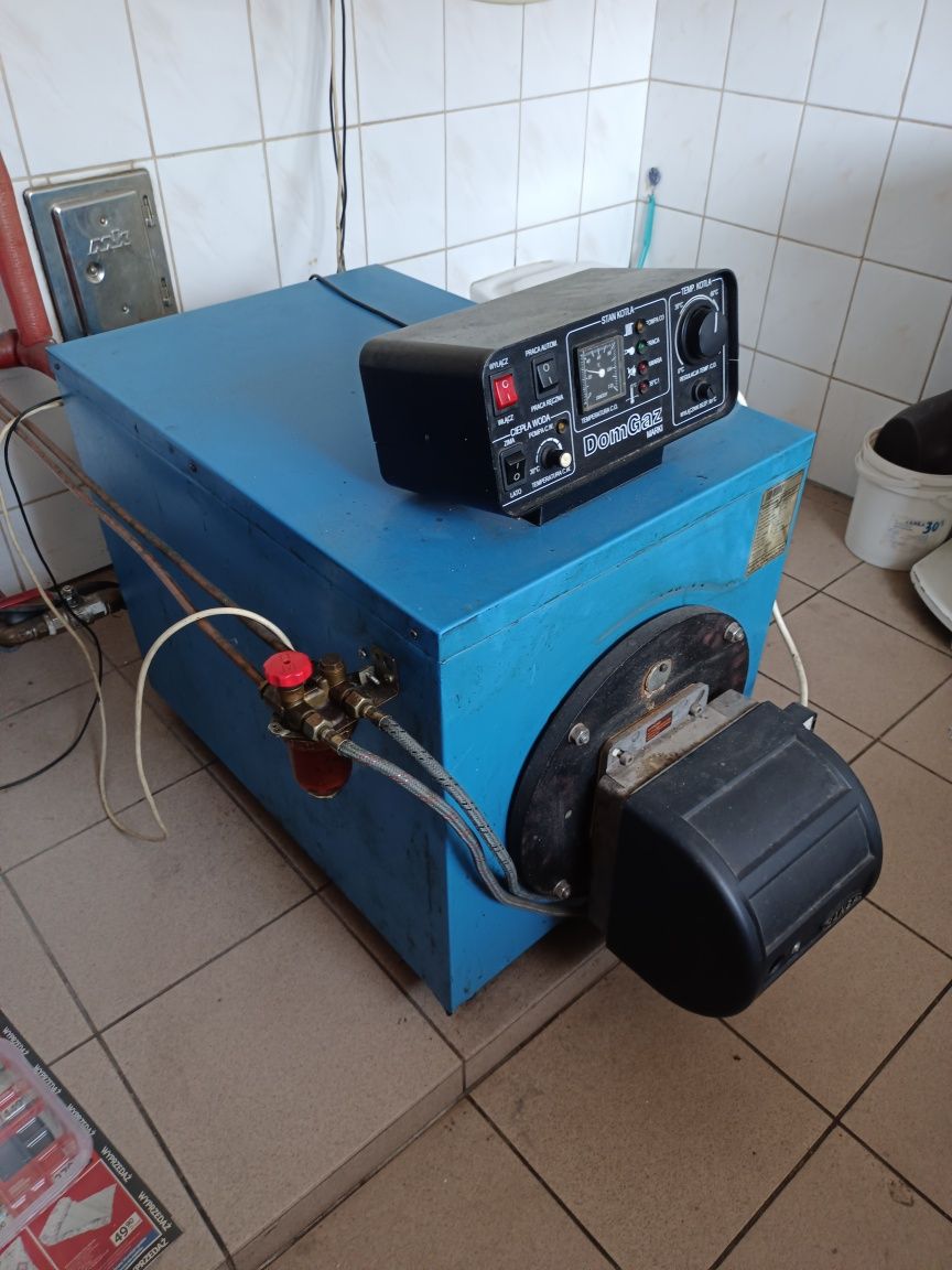 Piec olejowy  DOMGAZ INVAR KOD 28KW CO,+CW