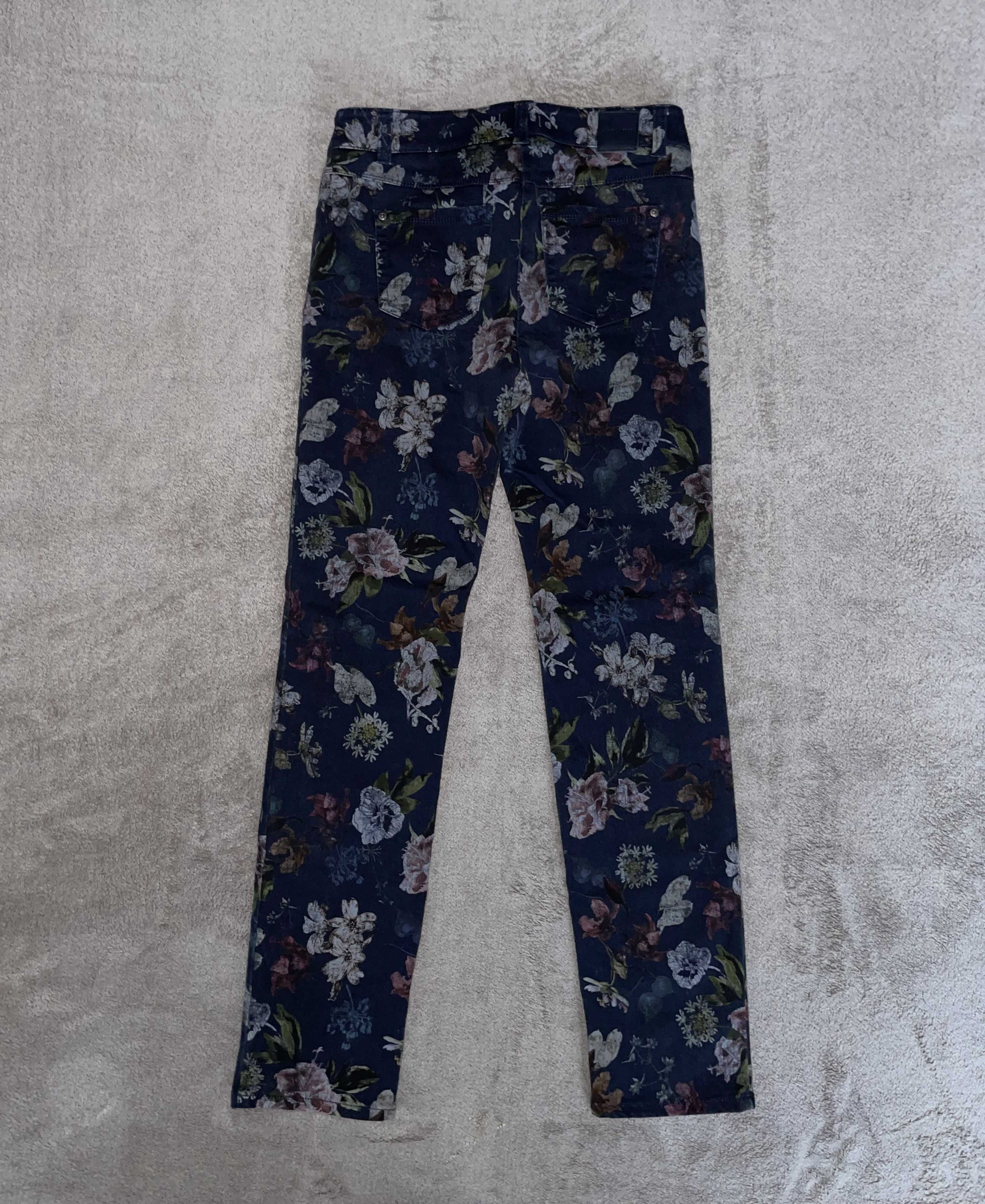 Spodnie wzorzyste w kwiaty Roxy Gerry Weber rozmiar L (40)