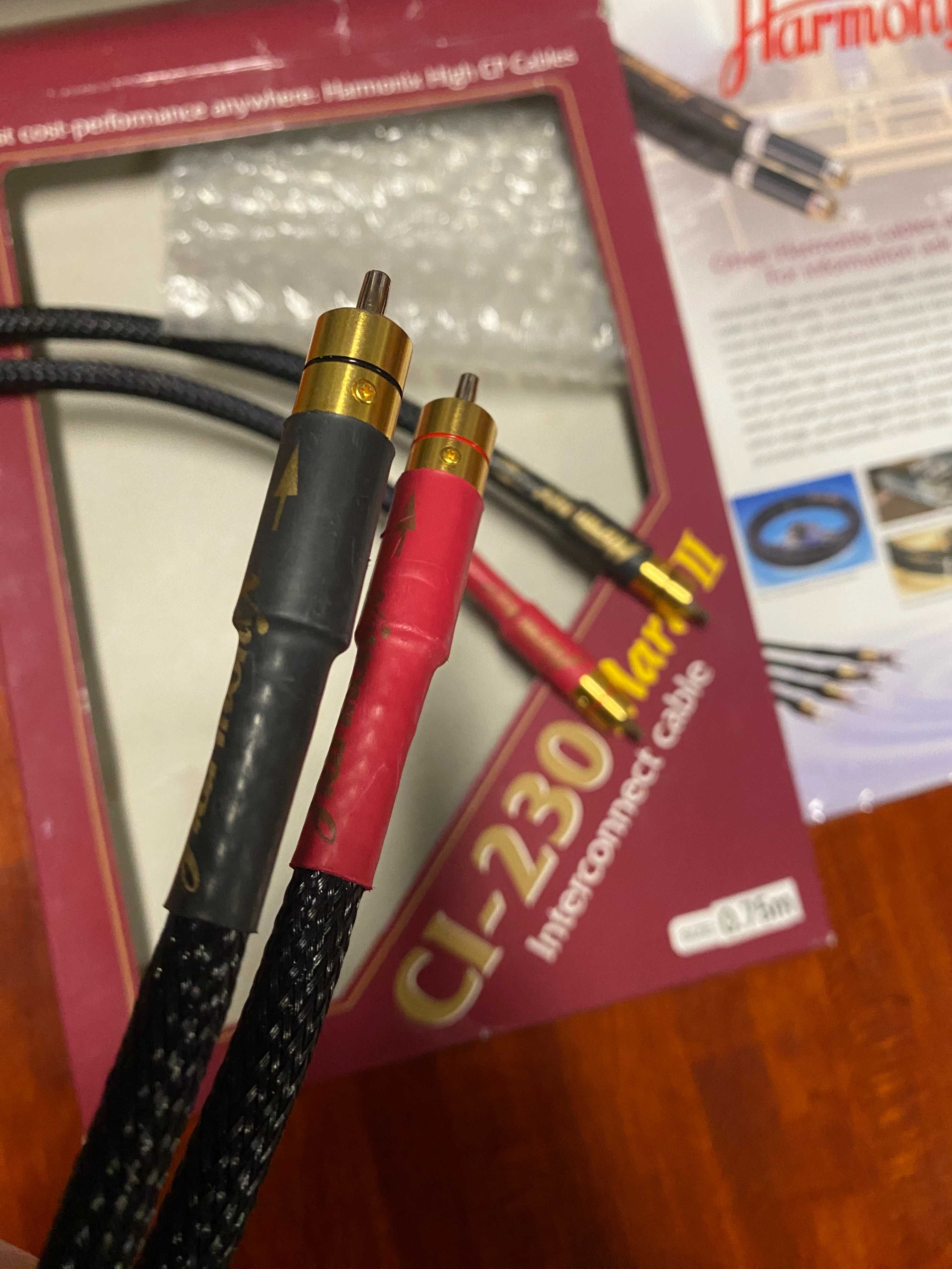 HARMONIX CI 230 mk2 RCA 0,75 m