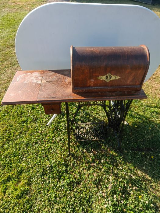 Maszyna do szycia Singer, retro, stolik żeliwny