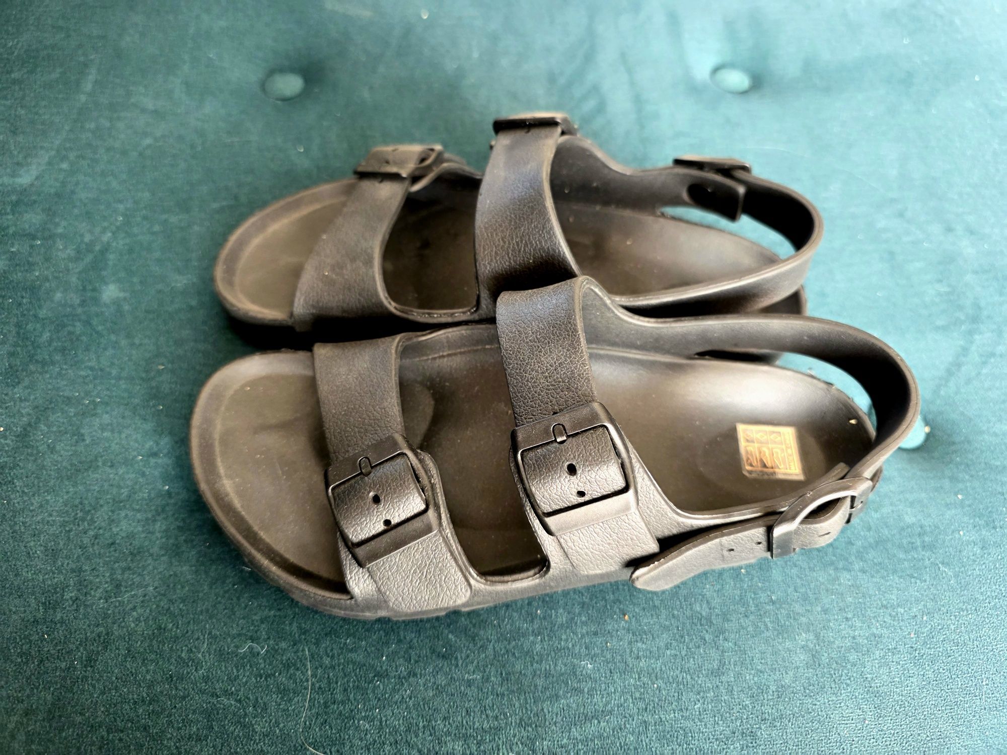 Sandały czarne r.37 unisex nowe