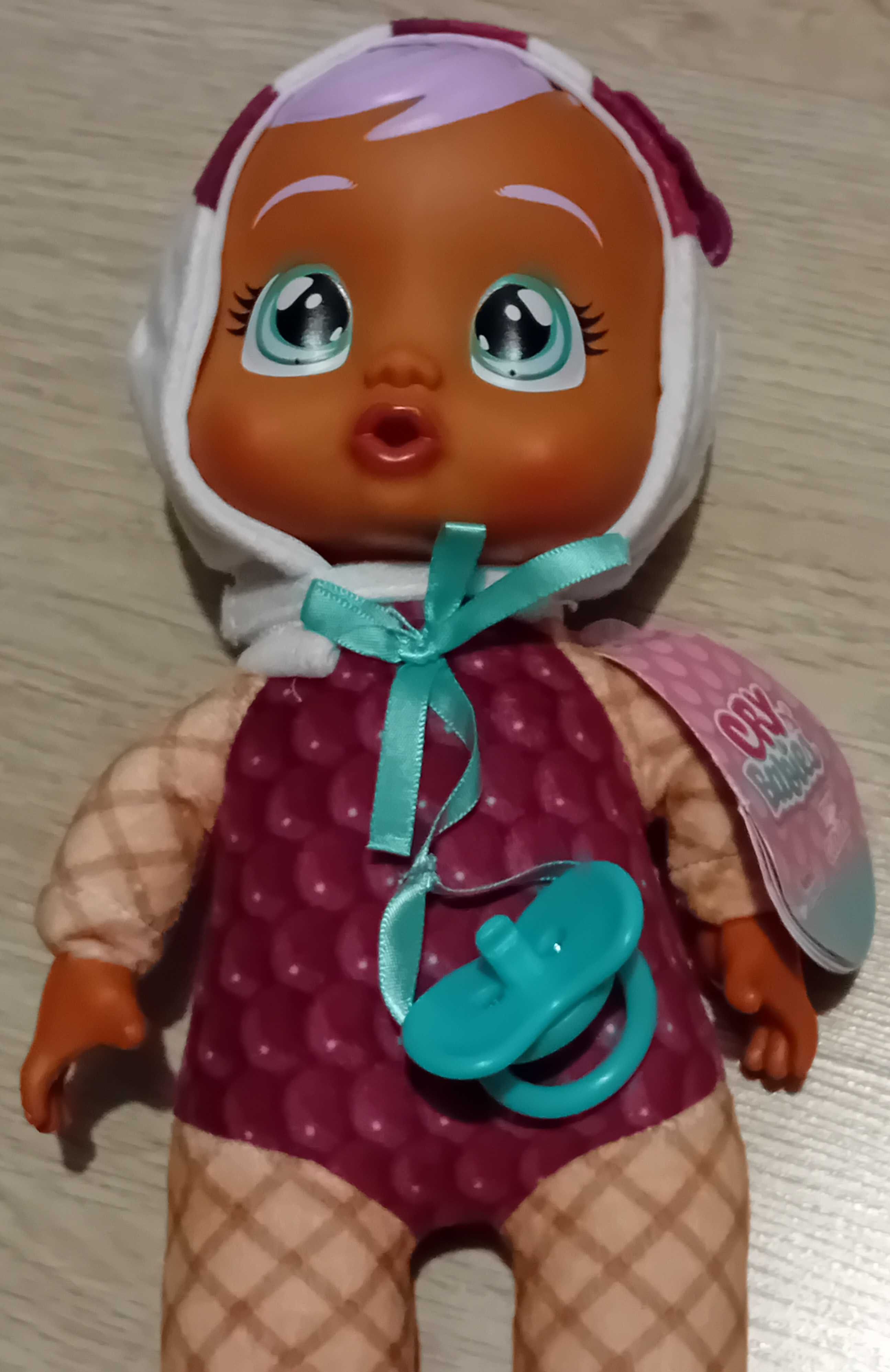Cry Babies Tiny Cuddles - lala duża, płaczącą łzami, Jagódka/18M+