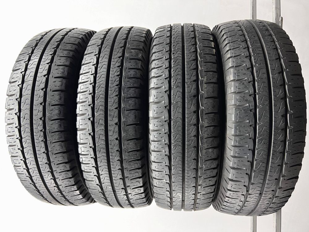 4шт літо цешка 215/70/R15C 8мм Michelin Agilis Camping