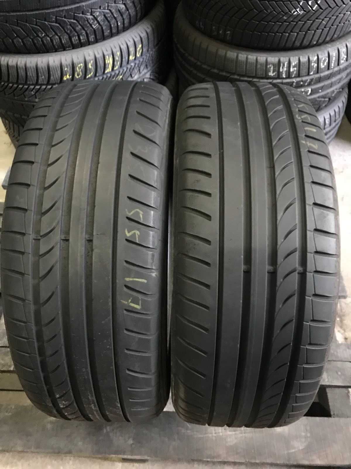 Шини Dunlop 235/55r17 Пара літо б/у склад Оригінал