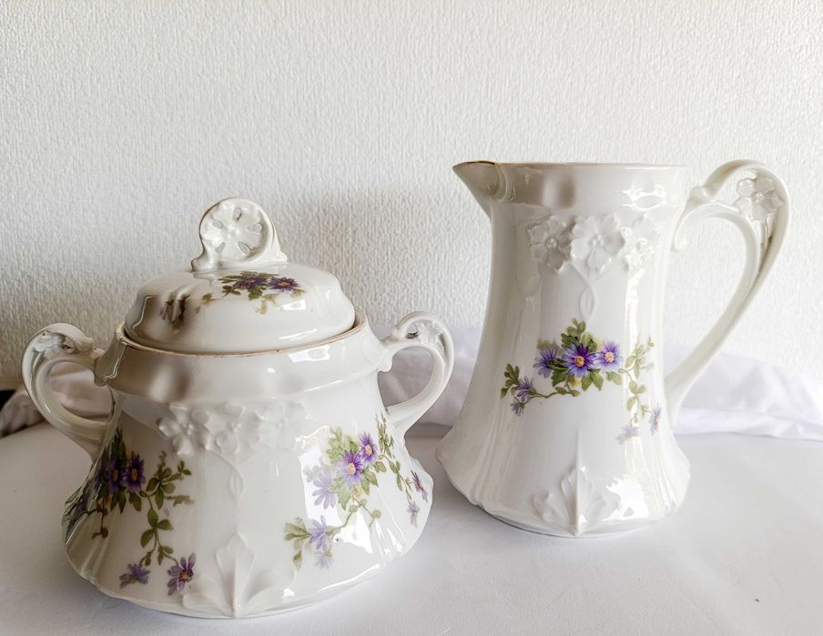 Conjunto de Açucareiro e Leiteira