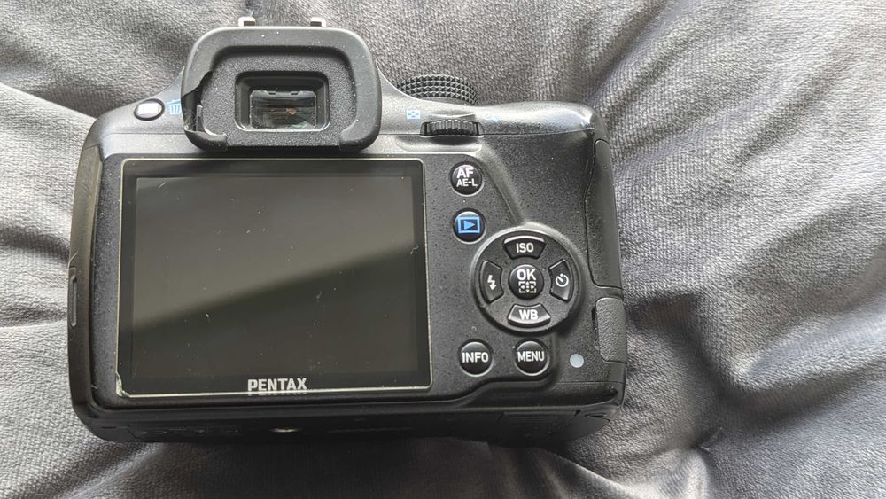 Pentax k-50 body