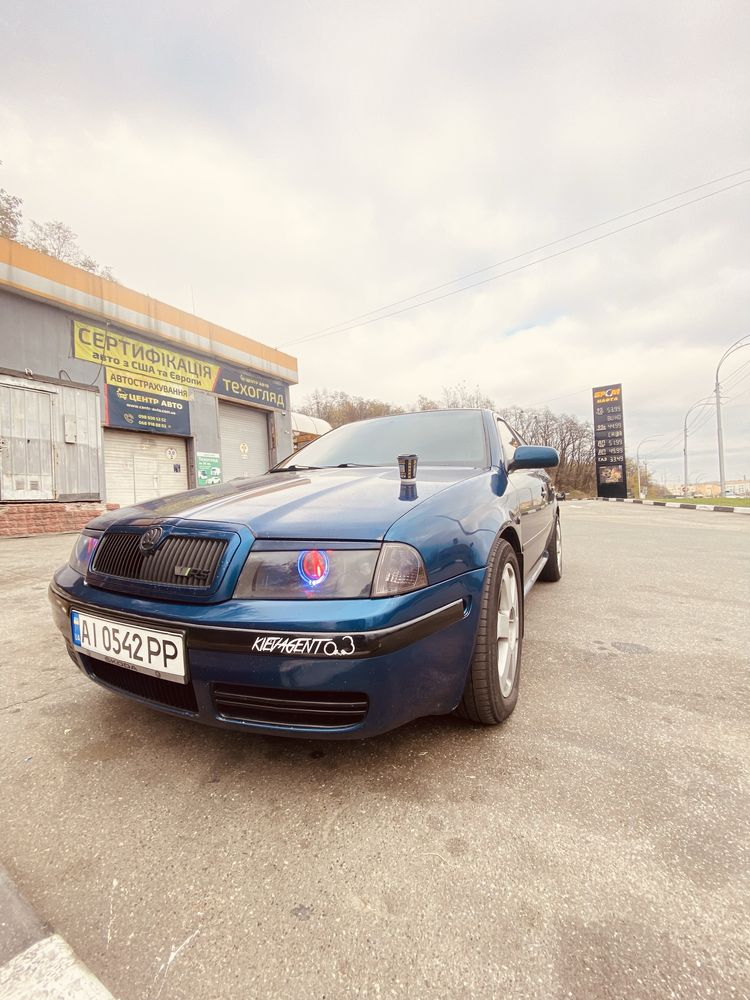 Skoda Tour 1.8t (AUQ)