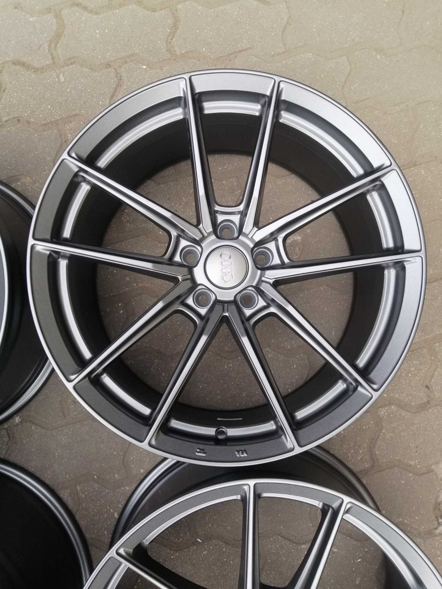 Felgi aluminiowe 5 x 112 R 19 Alufelgi oryginalne Seventy9 Audi