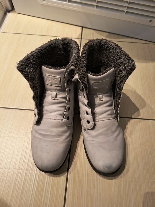 Buty damskie 41 sznurowane ocieplane poza kostkę