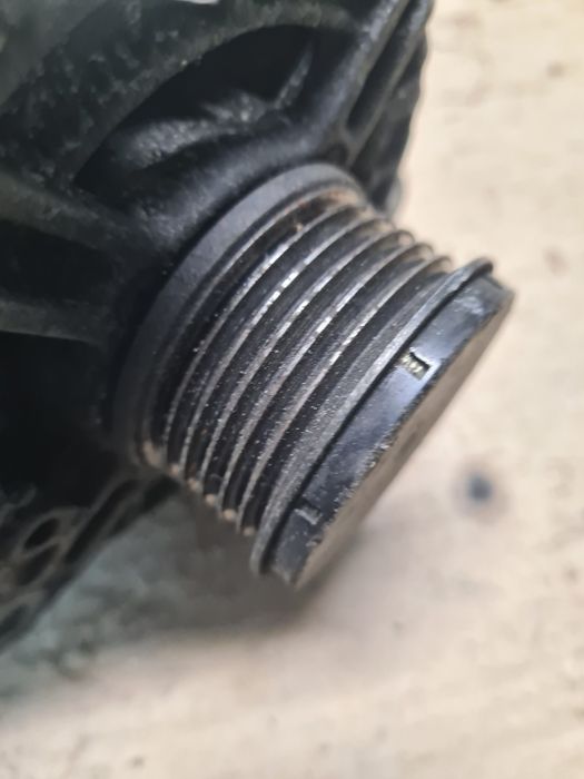 Генератор 9646321880 Peugeot 307 206 407 807 Citroen C4 C3 C2 Berlingo