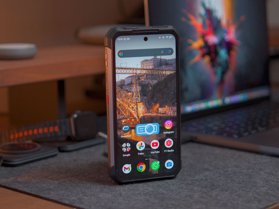 Smartphone 8849 Tank4 512Gb c/ Projetor Laser integrado, Visão Noturna