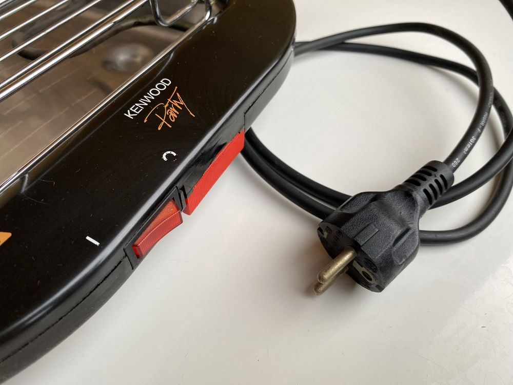 Електрогриль KENWOOD HG150