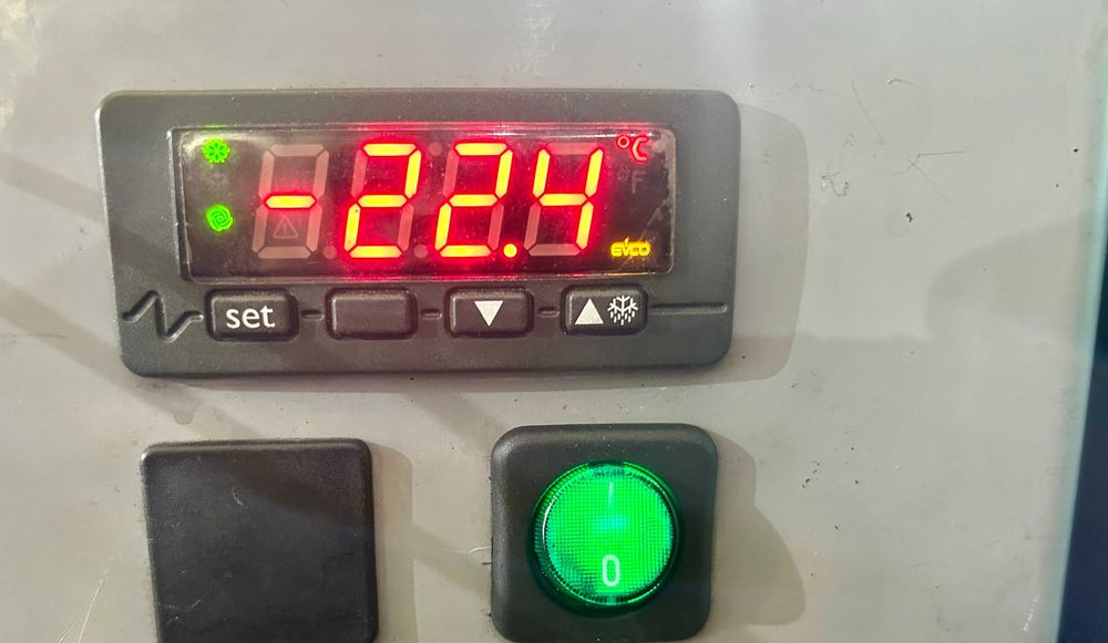 Szafa Mroźnicza Porkka 700L Podwójne Drzwi MROŹNIA ZAMRAŻARKA