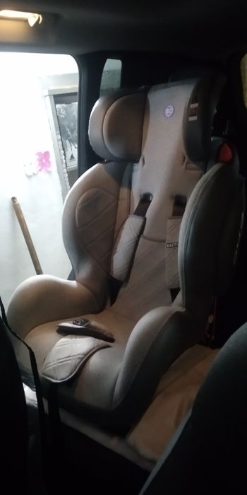 Детское автокресло El Camino Bastion — отличное состояние!