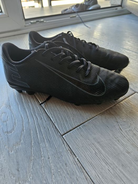 Buty piłkarskie, korki, Mercurial Vapor 16 Club, nr 39