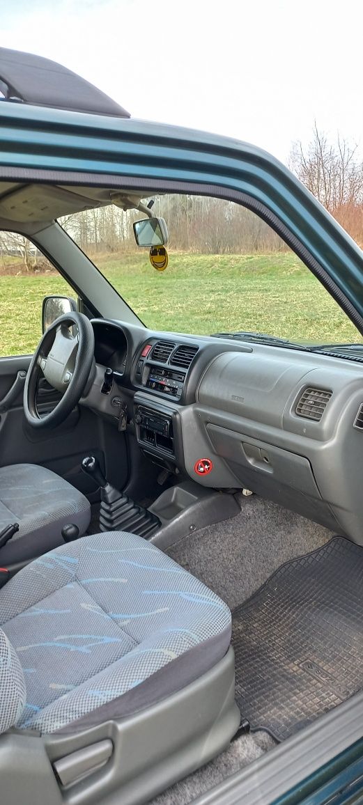 Suzuki jimny 1.3 benzyna