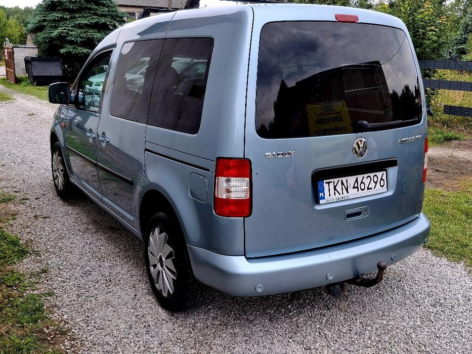 VW Caddy  2.0 TDI 140 koni 2009 rok 5 osobowy stan bdb ! Sp/zamienie