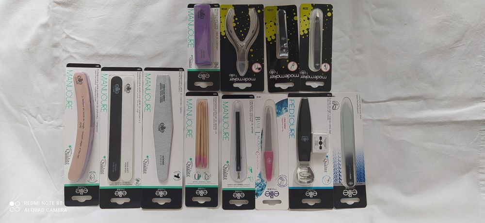 OKAZJA.Zestaw-12 sztuk przyrządów "ELITE"do manicure pedicure.Aktualne
