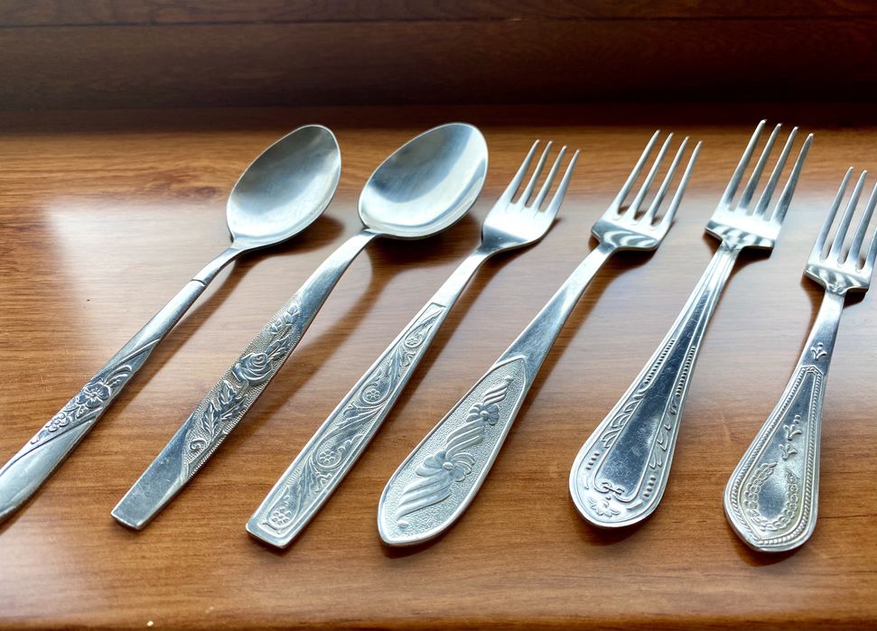 Ложки РОЗА столовые и десертные. Качество СССР. Посуда.