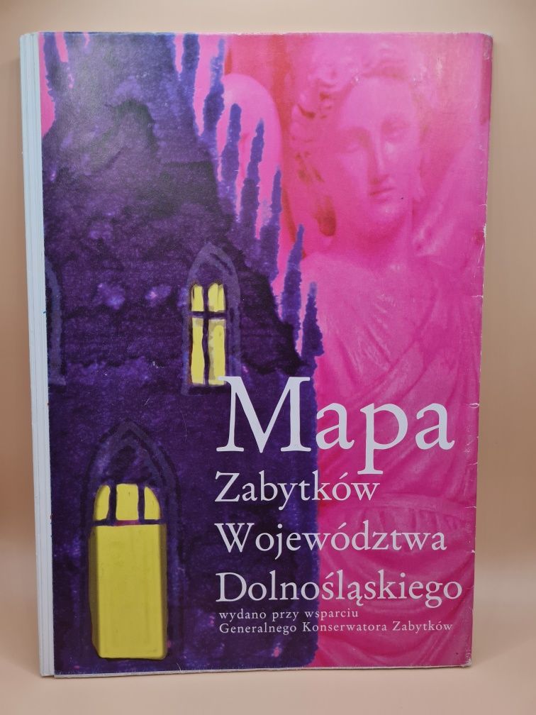 8x mapa zabytków z czasopisma Heritage