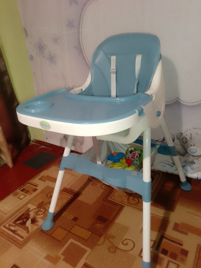 Стілець для годування