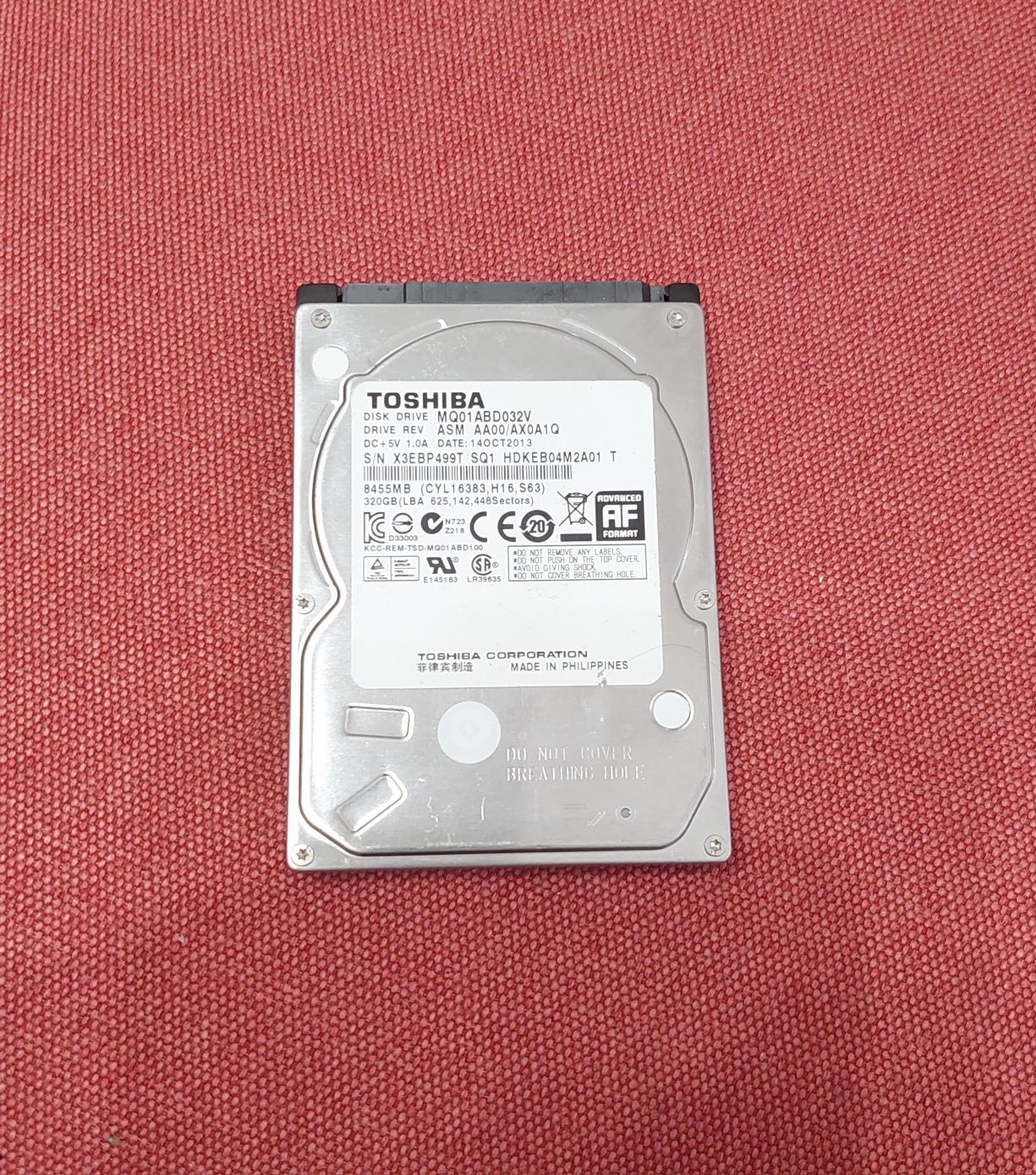 - Жорсткий диск HDD 2.5 /320 GB. Робочтй