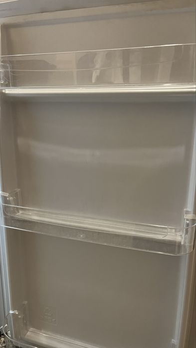 Холодильник Zanussi