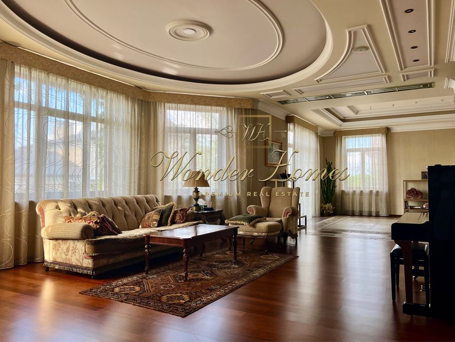 Продажа VIP дома 835 м2 по ул. Мичурина на Печерске.