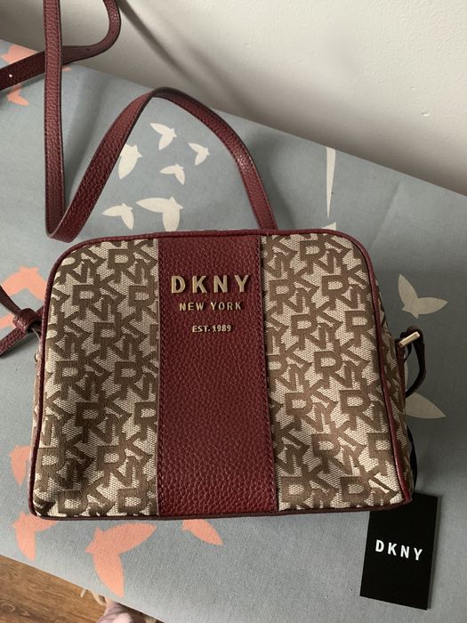 Nowa torebka DKNY listonoszka