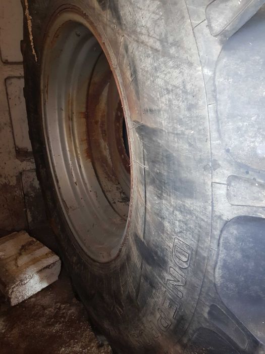 Opona 800-65/32 z obreczą